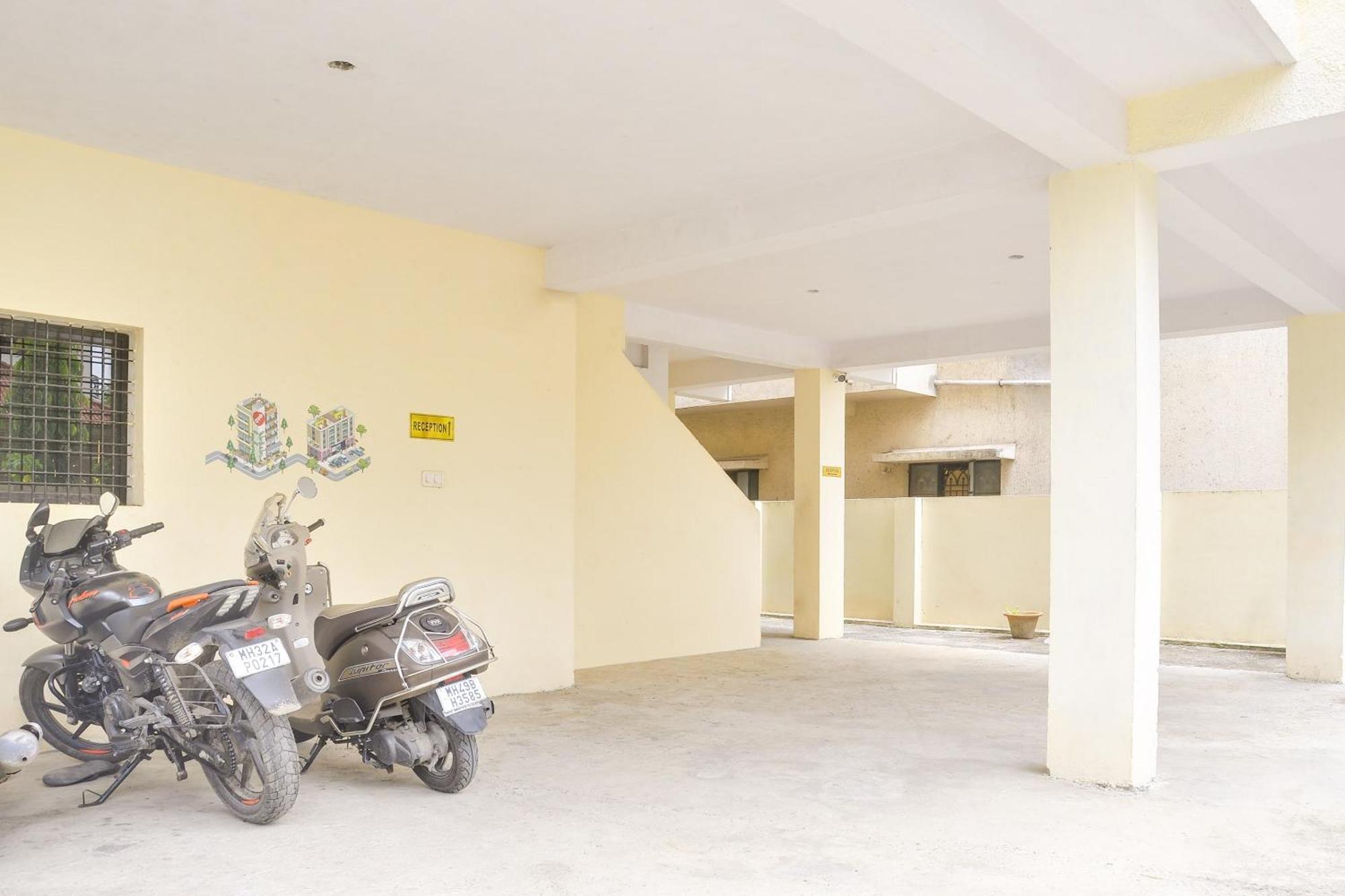 Hotel O Infinity Inn Nagpur Eksteriør billede